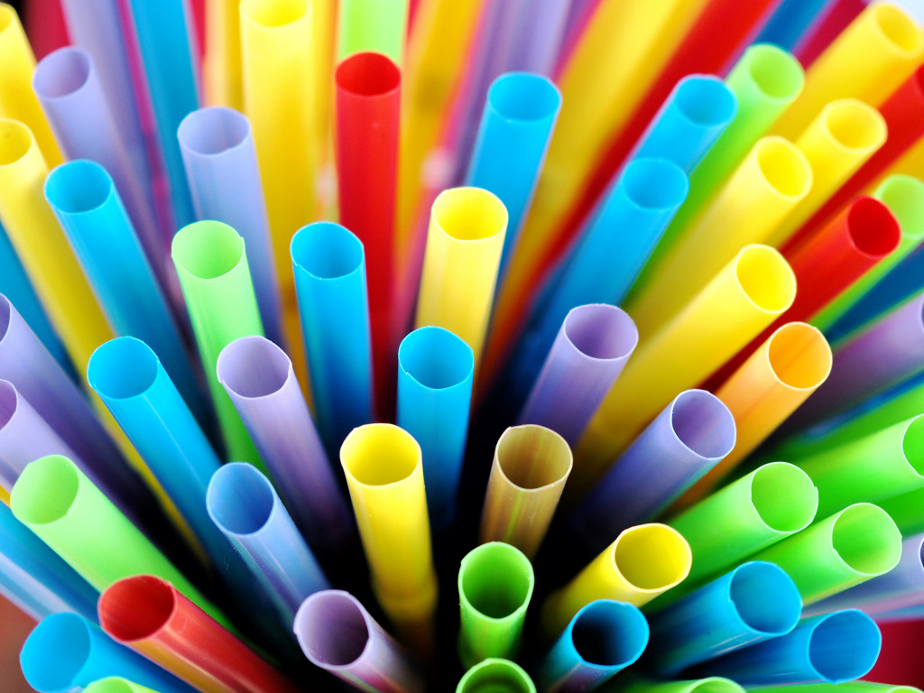 Colorful Straws jigsaw puzzle in Macro puzzles on TheJigsawPuzzles.com