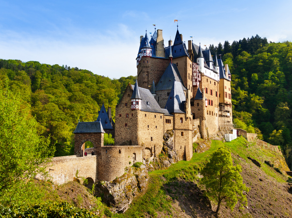 Eltz Castle, Mayen-Koblenz, Germany jigsaw puzzle in Castles puzzles on TheJigsawPuzzles.com