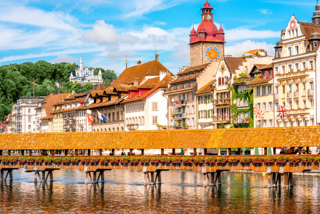 Wooden Bridge in Lucerne, Switzerland jigsaw puzzle in Bridges puzzles on TheJigsawPuzzles.com