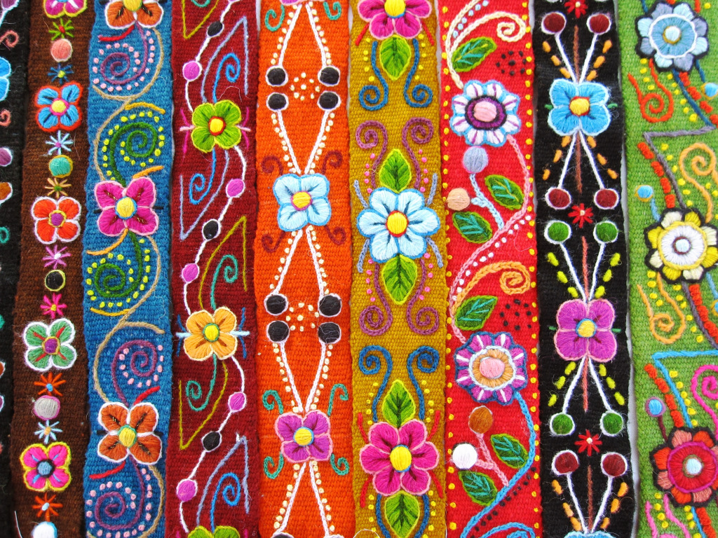 Colorful Peruvian Handicrafts jigsaw puzzle in Handmade puzzles on TheJigsawPuzzles.com