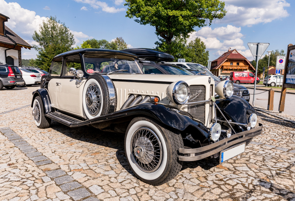 Bugatti Beauford in Frydava, Bohemia jigsaw puzzle in Puzzle of the Day puzzles on TheJigsawPuzzles.com
