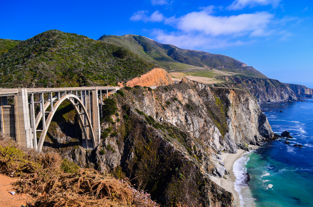 Bixby Bridge, California jigsaw puzzle in Bridges puzzles on TheJigsawPuzzles.com