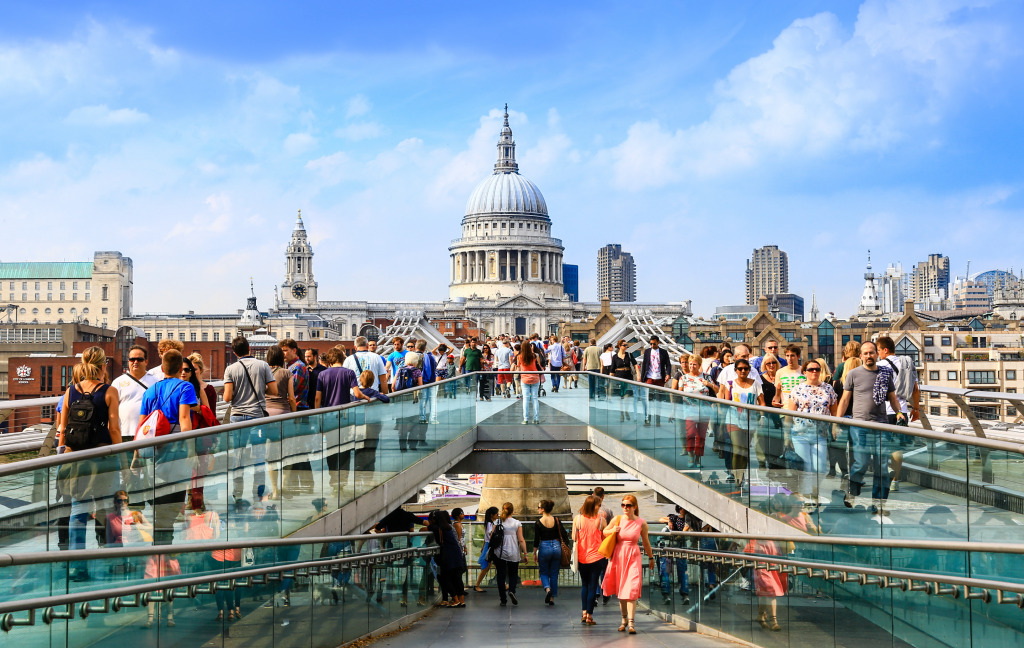 Millennium Bridge, London, England jigsaw puzzle in Bridges puzzles on TheJigsawPuzzles.com