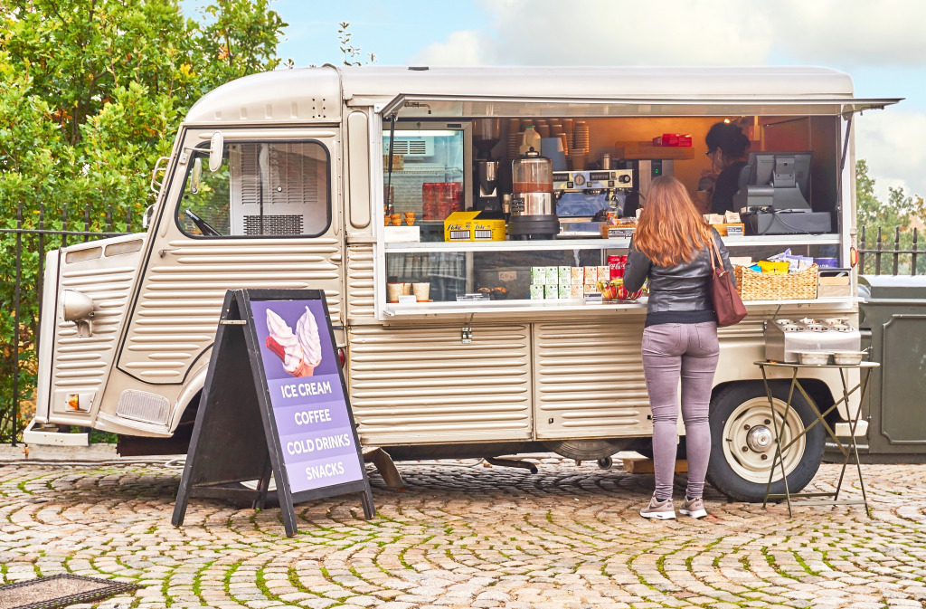Food Truck in Greenwich, London jigsaw puzzle in Food & Bakery puzzles on TheJigsawPuzzles.com