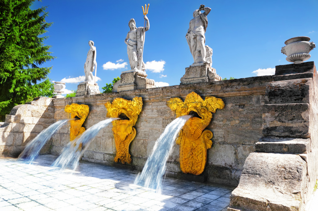 Cascade Fountain in Pertergof, St Petersburg jigsaw puzzle in Waterfalls puzzles on TheJigsawPuzzles.com