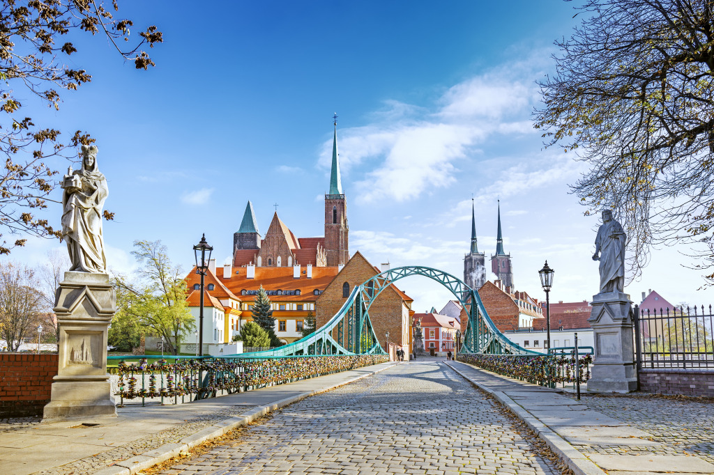 Bridge to Tumski Island in Wroclaw, Poland jigsaw puzzle in Bridges puzzles on TheJigsawPuzzles.com