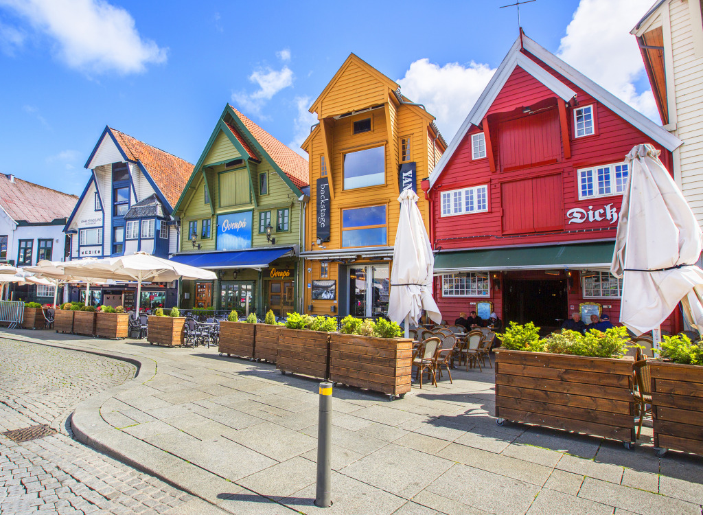 Historic Centre of Stavanger, Norway jigsaw puzzle in Street View puzzles on TheJigsawPuzzles.com