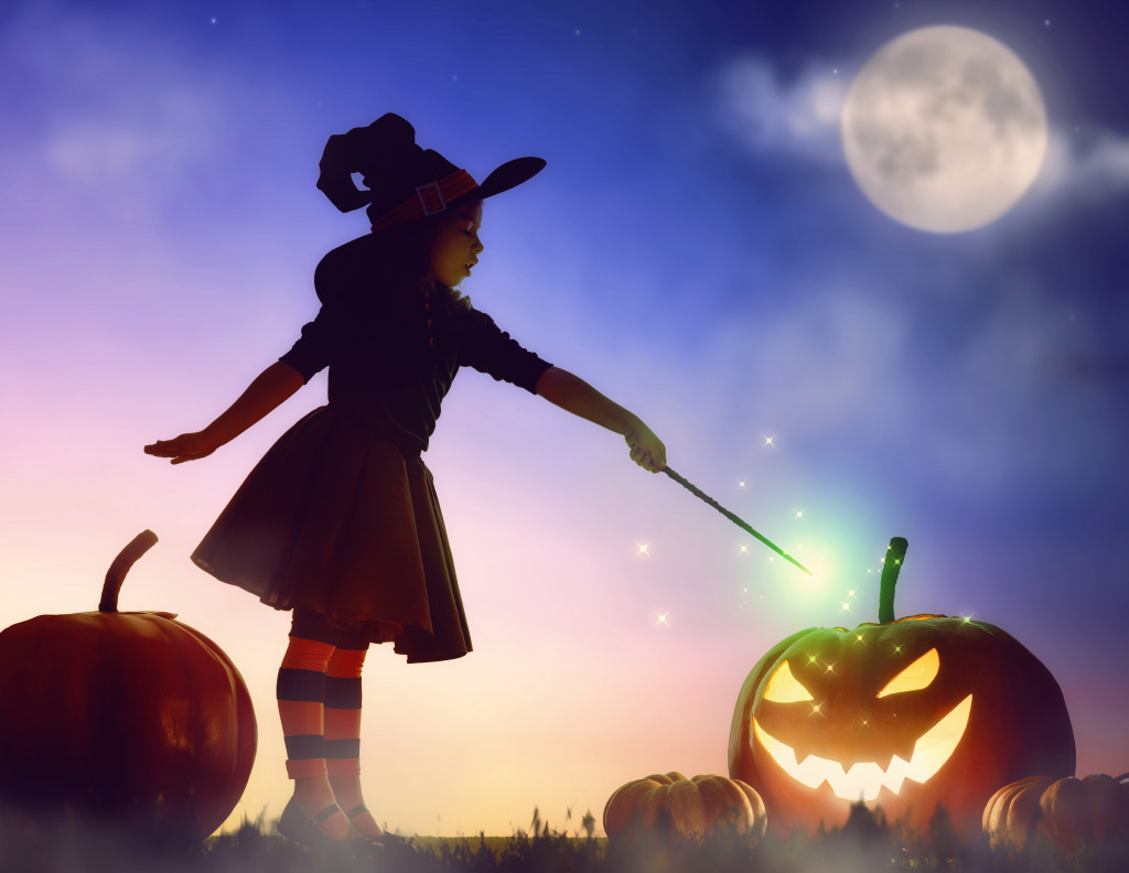 Cute Little Witch jigsaw puzzle in Halloween puzzles on TheJigsawPuzzles.com