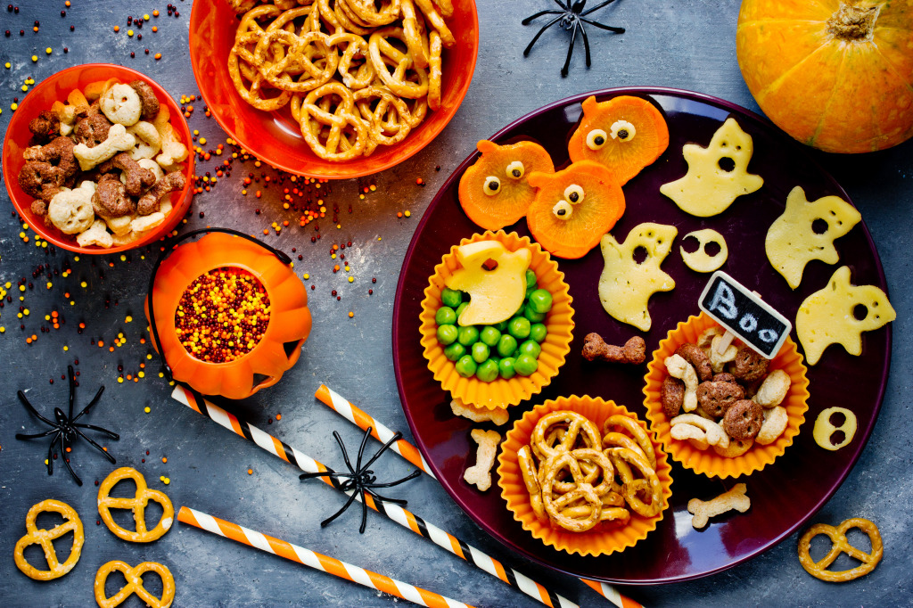 Halloween Snacks jigsaw puzzle in Halloween puzzles on TheJigsawPuzzles.com