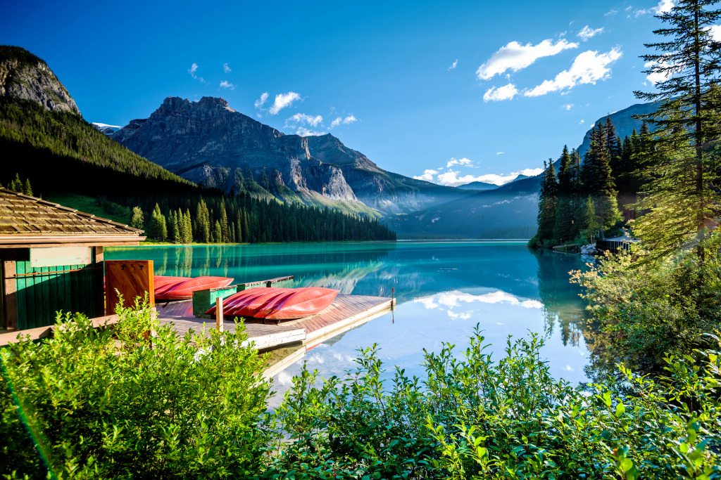 Emerald Lake, Canada jigsaw puzzle in Puzzle of the Day puzzles on TheJigsawPuzzles.com