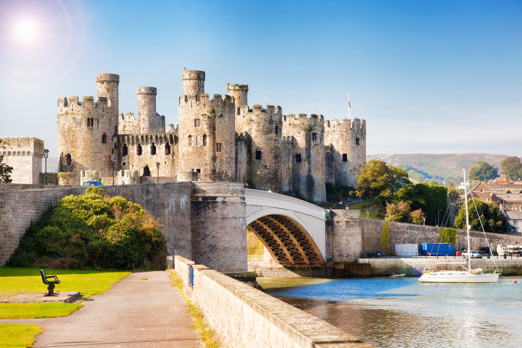 Conwy Castle in Wales, United Kingdom jigsaw puzzle in Castles puzzles on TheJigsawPuzzles.com