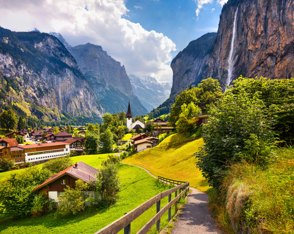 Lauterbrunnen Village, Swiss Alps jigsaw puzzle in Waterfalls puzzles on TheJigsawPuzzles.com