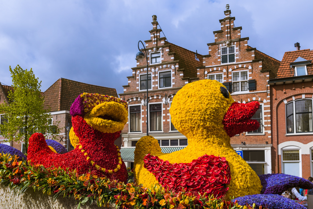 Flower Parade in Haarlem, Netherlands jigsaw puzzle in Flowers puzzles on TheJigsawPuzzles.com