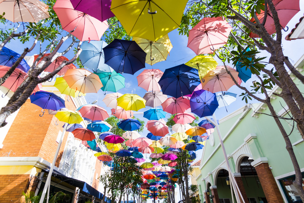 Colorful Umbrellas in Madrid jigsaw puzzle in Puzzle of the Day puzzles on TheJigsawPuzzles.com