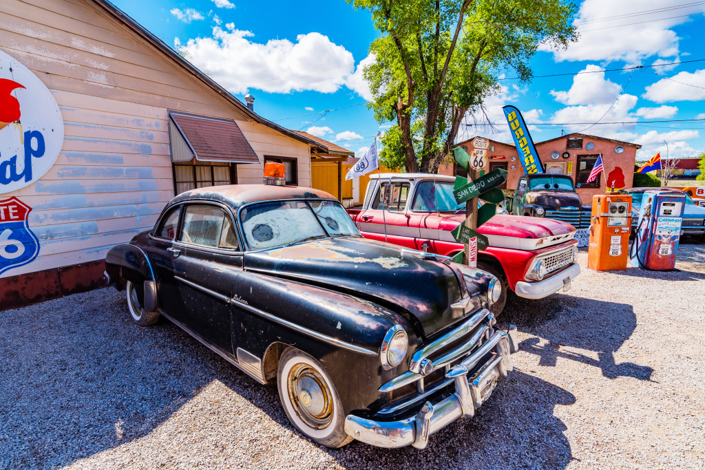 Route 66, Seligman, Arizona jigsaw puzzle in Cars & Bikes puzzles on TheJigsawPuzzles.com