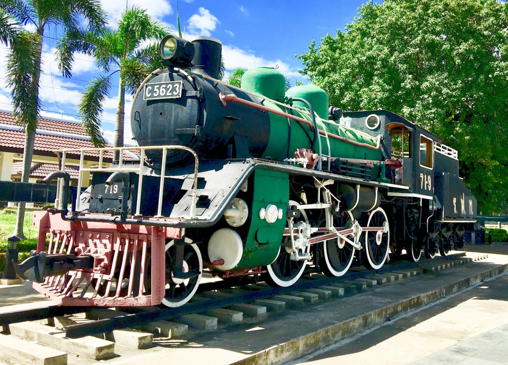 Antique Locomotive jigsaw puzzle in Puzzle of the Day puzzles on TheJigsawPuzzles.com