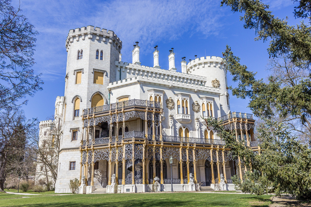 Hluboka nad Vltavou Castle, Czech Republic jigsaw puzzle in Castles puzzles on TheJigsawPuzzles.com