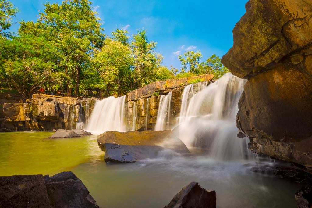 Tat Ton Waterfall, Chaiyapoom, Thailand jigsaw puzzle in Waterfalls puzzles on TheJigsawPuzzles.com