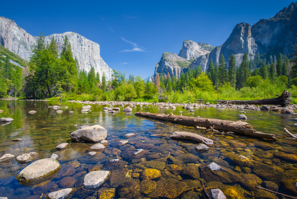 Yosemite Valley with El Capitan jigsaw puzzle in Great Sightings puzzles on TheJigsawPuzzles.com