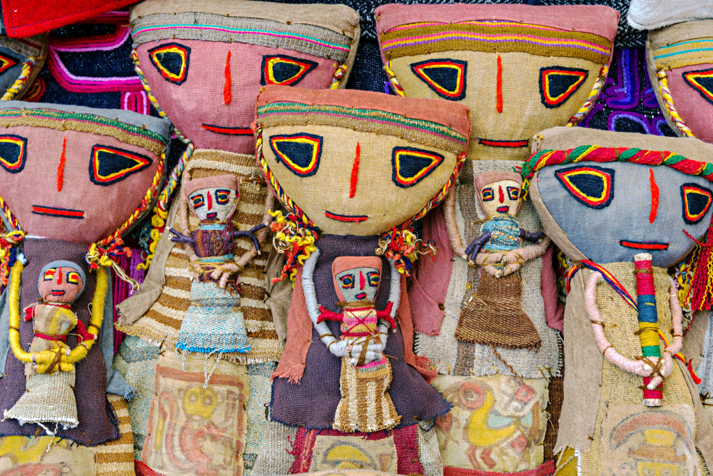 Peruvian Dolls in Cusco jigsaw puzzle in Handmade puzzles on TheJigsawPuzzles.com