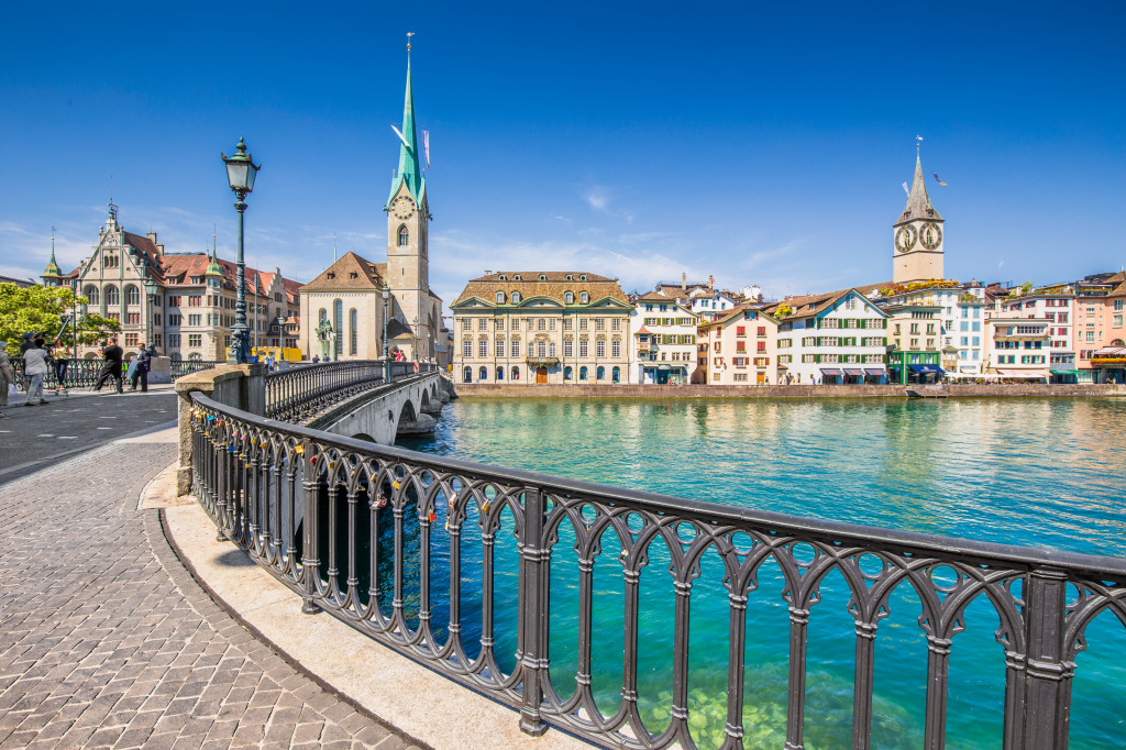 Historic City Center of Zurich, Switzerland jigsaw puzzle in Bridges puzzles on TheJigsawPuzzles.com