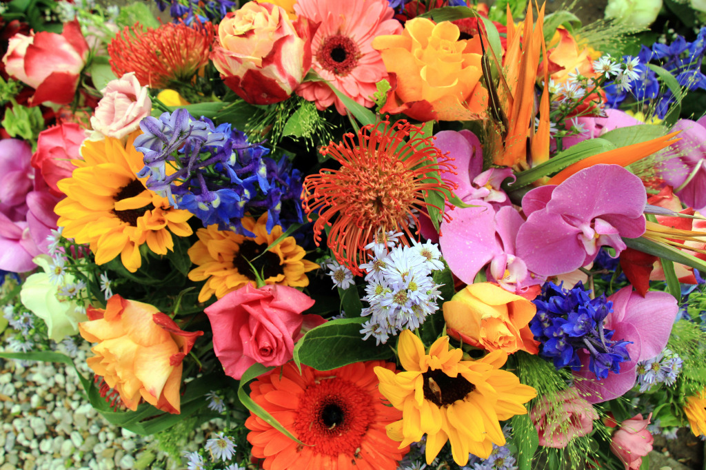 Mixed Flower Arrangement jigsaw puzzle in Flowers puzzles on TheJigsawPuzzles.com