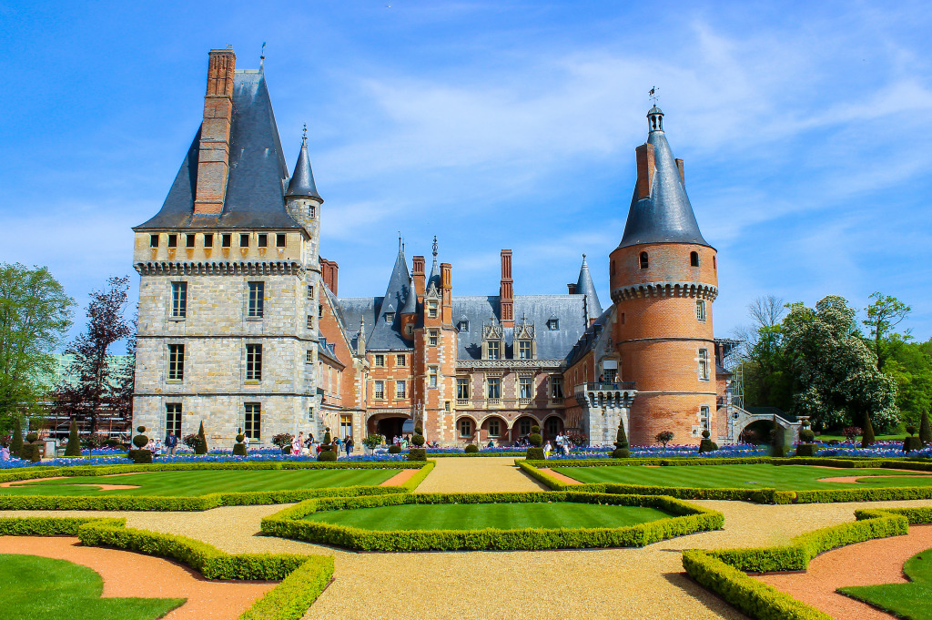 Chateau de Maintenon, France jigsaw puzzle in Castles puzzles on TheJigsawPuzzles.com