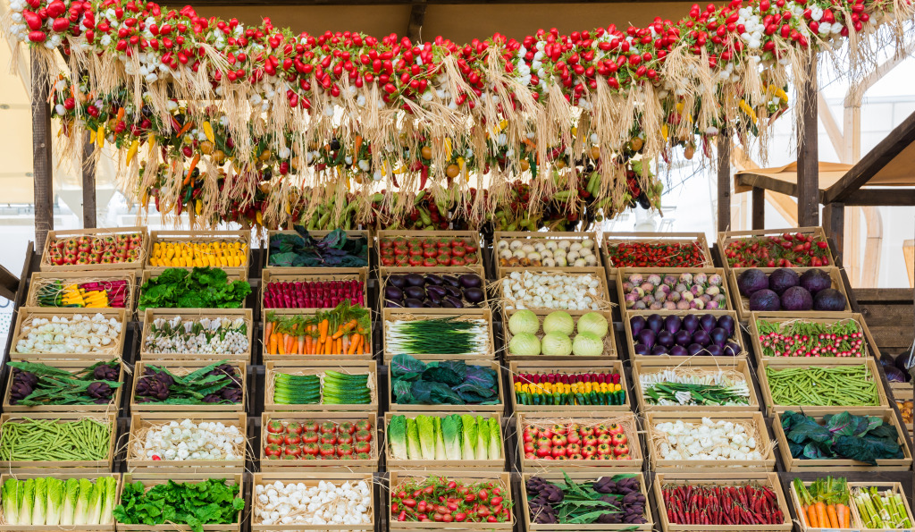 Vegetables at the Market jigsaw puzzle in Fruits & Veggies puzzles on TheJigsawPuzzles.com