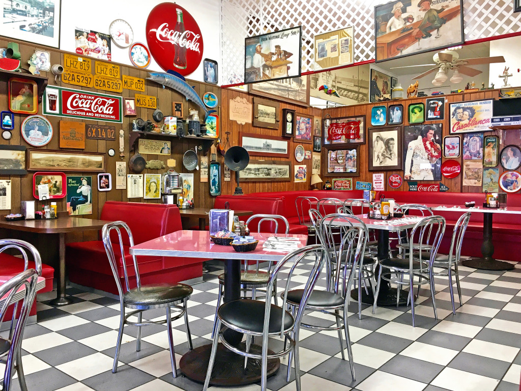 Local Diner in Alhambra, California jigsaw puzzle in Puzzle of the Day puzzles on TheJigsawPuzzles.com
