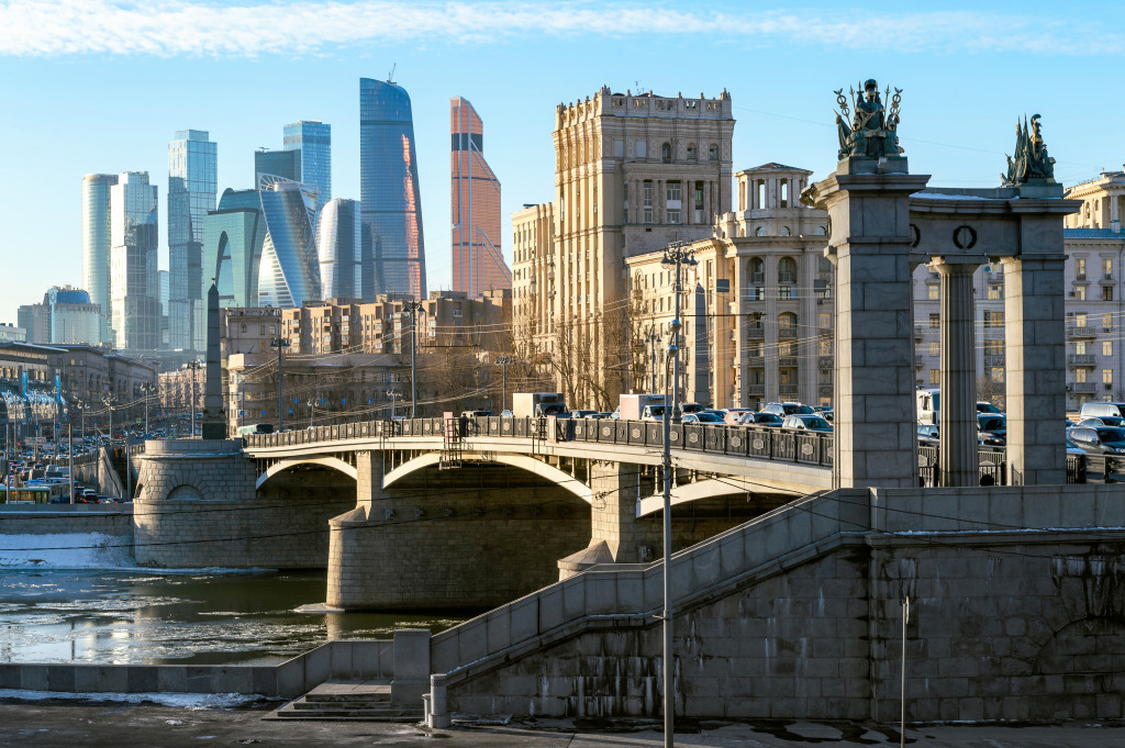 Borodinsky Bridge on River Moscow jigsaw puzzle in Bridges puzzles on TheJigsawPuzzles.com