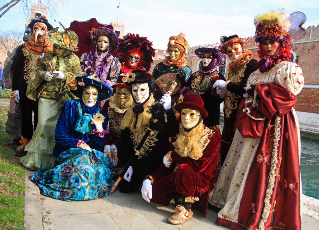 Carnevale in Venice jigsaw puzzle in People puzzles on TheJigsawPuzzles.com