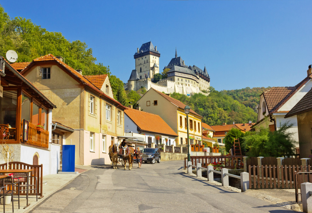 Karlstejn Castle, Czech Republic jigsaw puzzle in Castles puzzles on TheJigsawPuzzles.com