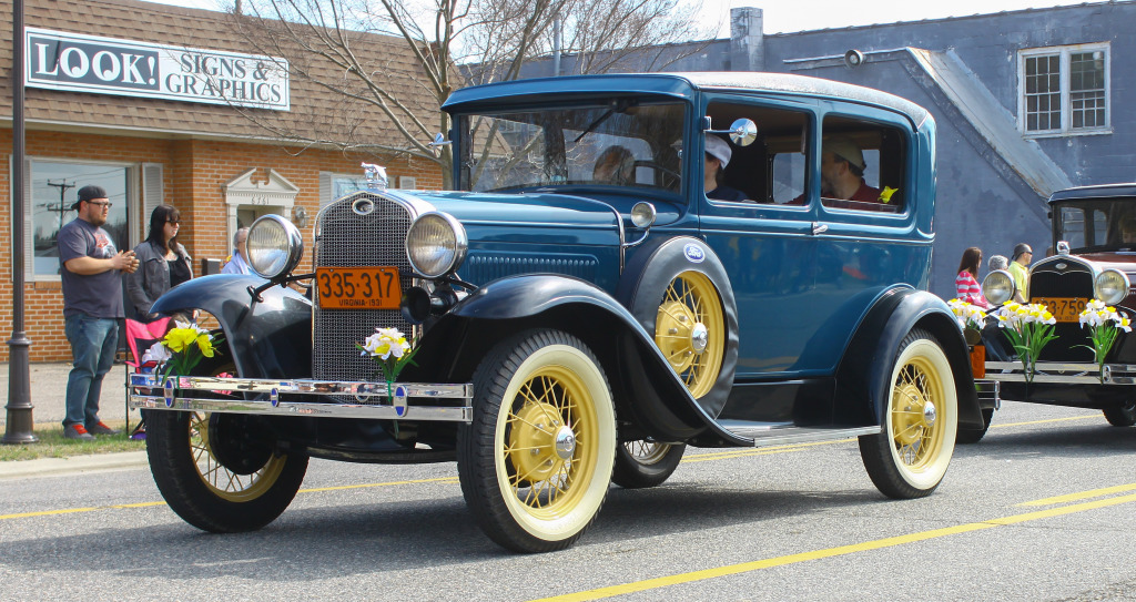 1931 Ford, Gloucester VA jigsaw puzzle in Cars & Bikes puzzles on TheJigsawPuzzles.com