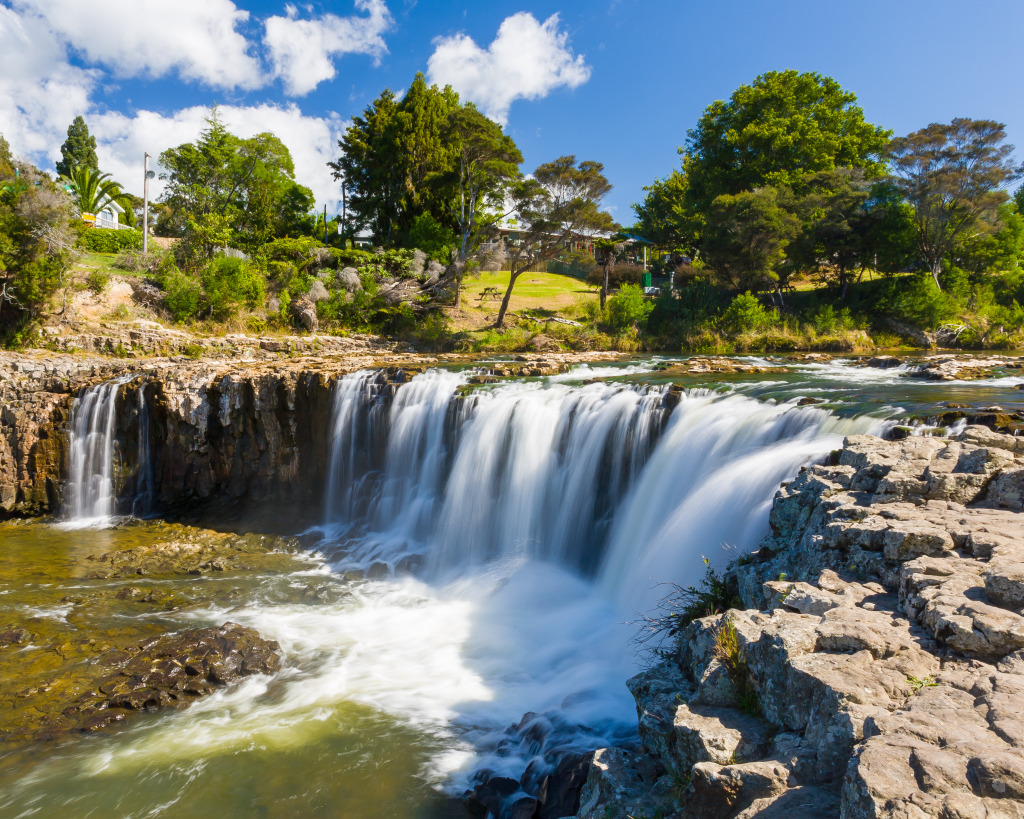 Haruru Falls, Paihia, New Zealand jigsaw puzzle in Waterfalls puzzles on TheJigsawPuzzles.com