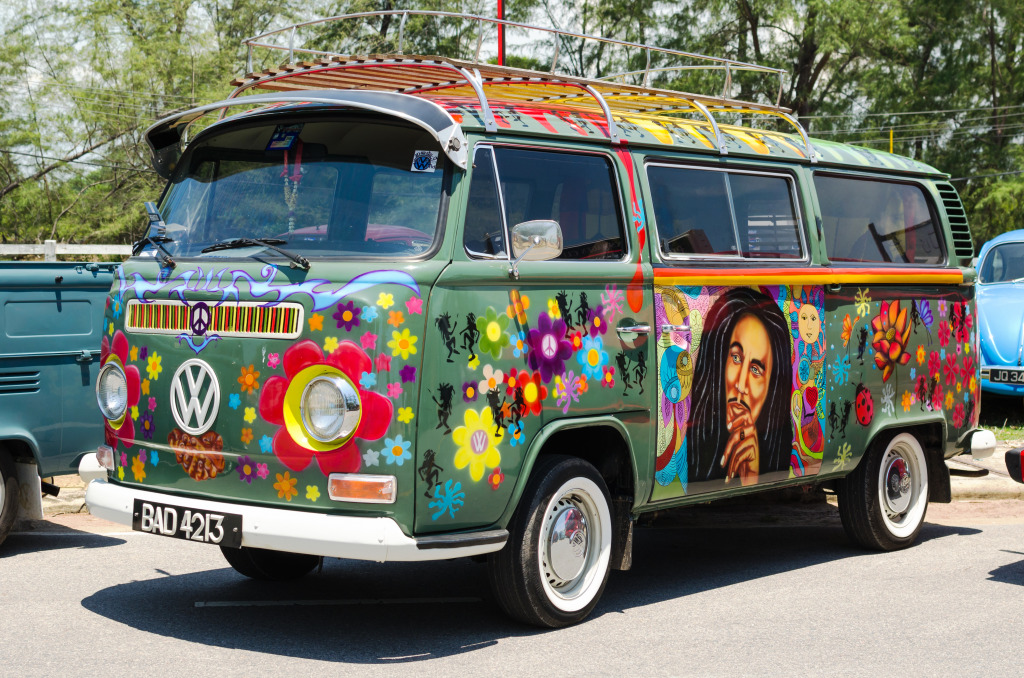 Hippie Volkswagen Van jigsaw puzzle in Cars & Bikes puzzles on TheJigsawPuzzles.com