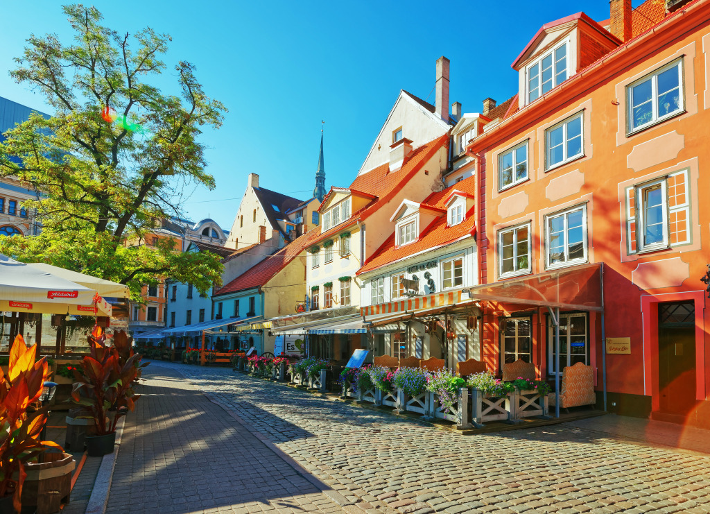 Street Cafe in Riga, Latvia jigsaw puzzle in Street View puzzles on TheJigsawPuzzles.com