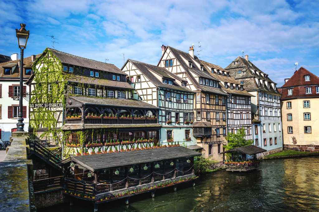 Petite France Historic Quarter in Strasbourg jigsaw puzzle in Street View puzzles on TheJigsawPuzzles.com