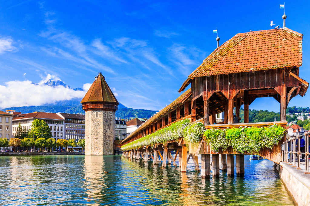 Chapel Bridge, Lucerne, Switzerland jigsaw puzzle in Macro puzzles on TheJigsawPuzzles.com