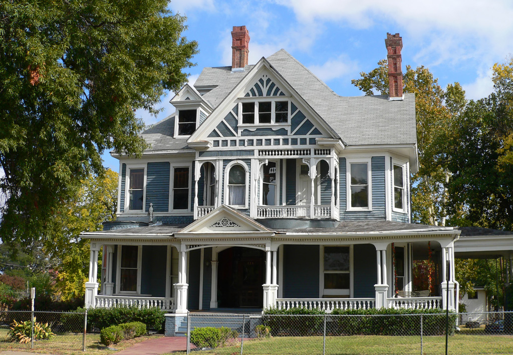 Historic House in Shreveport, Louisiana jigsaw puzzle in Street View puzzles on TheJigsawPuzzles.com