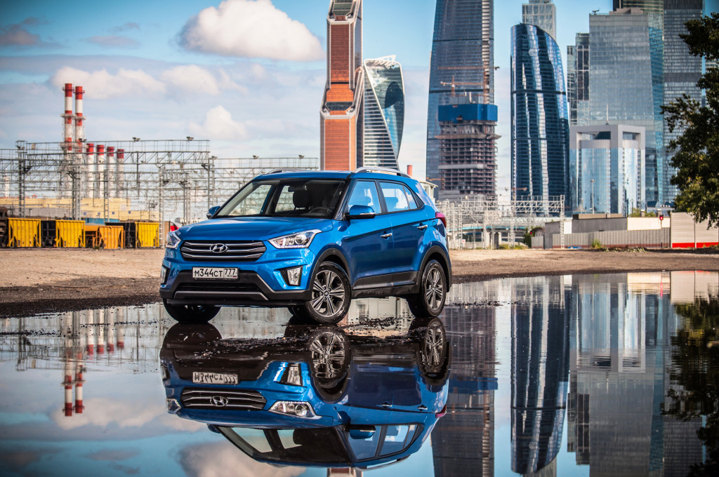 Hyundai Creta in Moscow jigsaw puzzle in Cars & Bikes puzzles on TheJigsawPuzzles.com