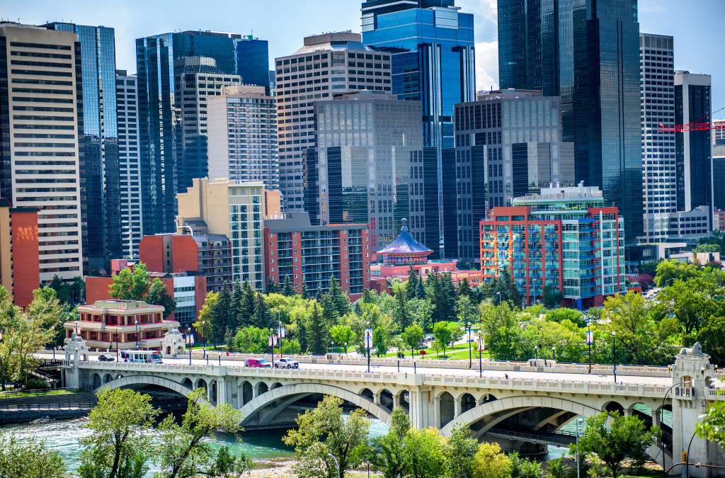 Calgary City Skyline, Canada jigsaw puzzle in Bridges puzzles on TheJigsawPuzzles.com