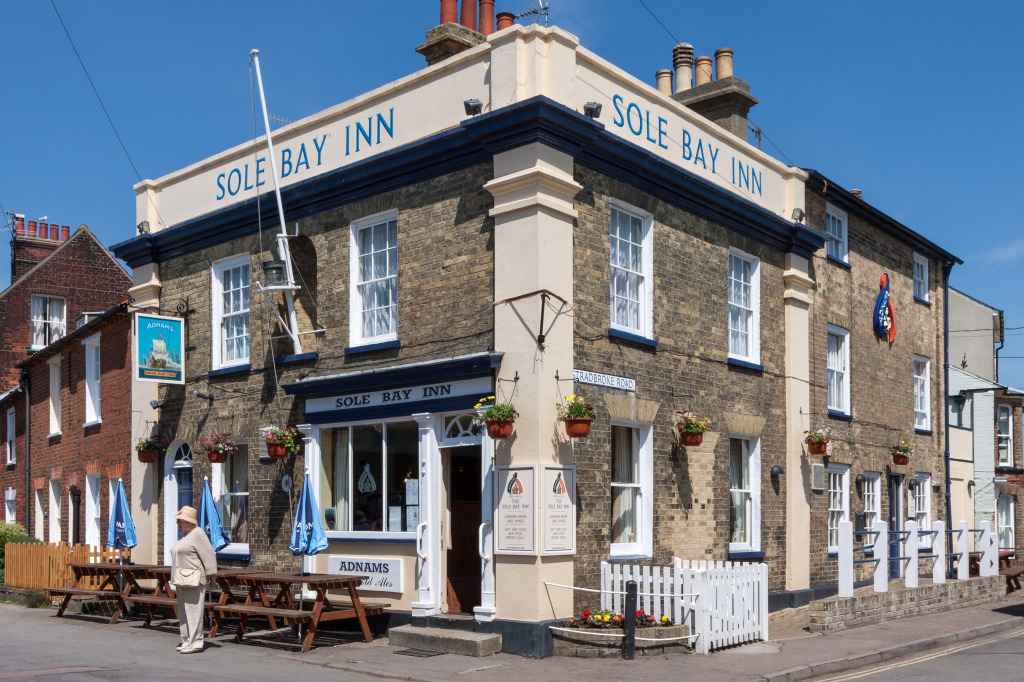 Sole Bay Inn, Southwold, Suffolk, UK jigsaw puzzle in Street View puzzles on TheJigsawPuzzles.com