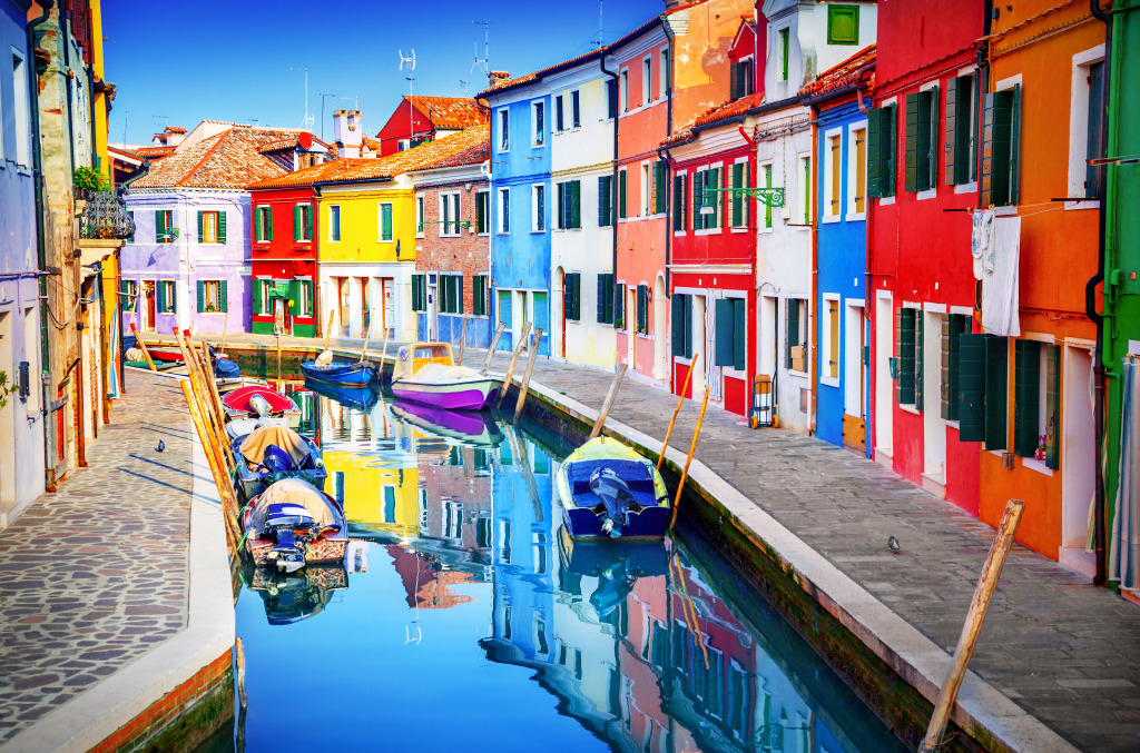 Burano, Venice, Italy jigsaw puzzle in Puzzle of the Day puzzles on TheJigsawPuzzles.com