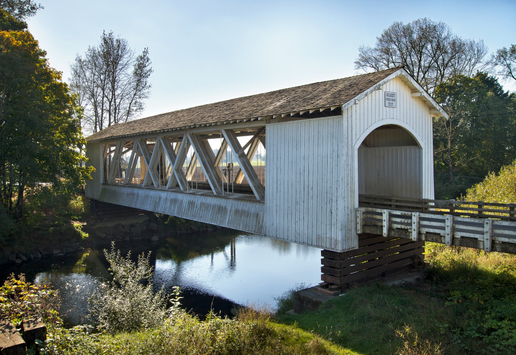 Gilkey Covered Bridge, Oregon jigsaw puzzle in Bridges puzzles on TheJigsawPuzzles.com