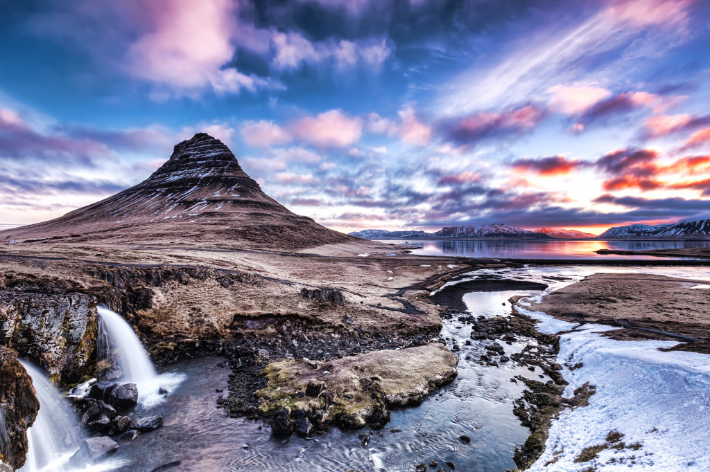 Kirkjufellsfoss Waterfall, Iceland jigsaw puzzle in Waterfalls puzzles on TheJigsawPuzzles.com