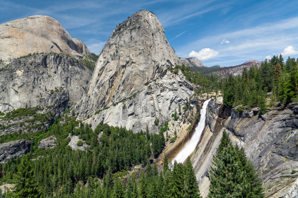 Nevada Fall, Yosemite National Park jigsaw puzzle in Waterfalls puzzles on TheJigsawPuzzles.com