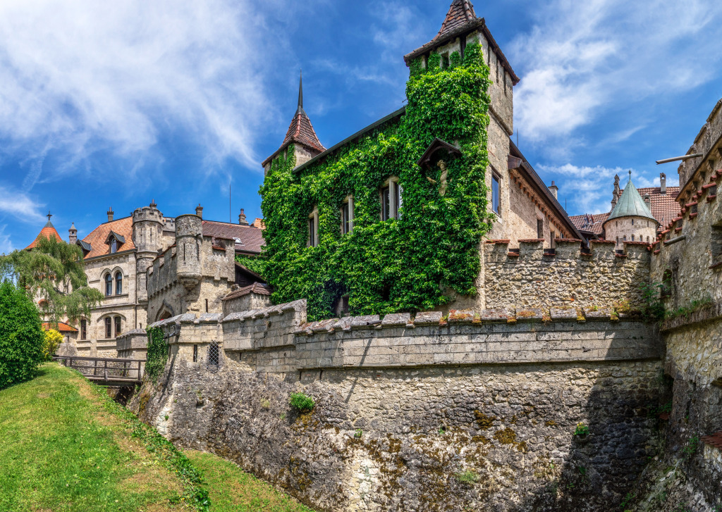 Lichtenstein Castle, Honau, Germany jigsaw puzzle in Castles puzzles on TheJigsawPuzzles.com