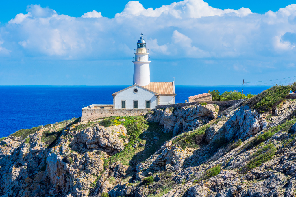 Lighthouse near Cala Ratjada, Majorca jigsaw puzzle in Great Sightings puzzles on TheJigsawPuzzles.com