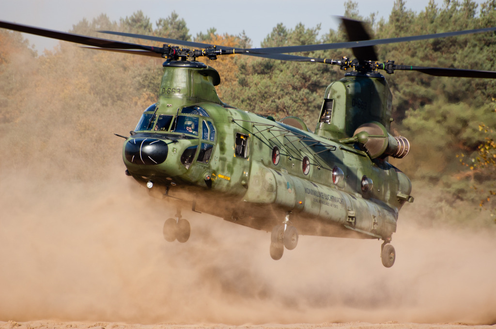 Royal Dutch Air Force CH-47 Chinook jigsaw puzzle in Aviation puzzles on TheJigsawPuzzles.com
