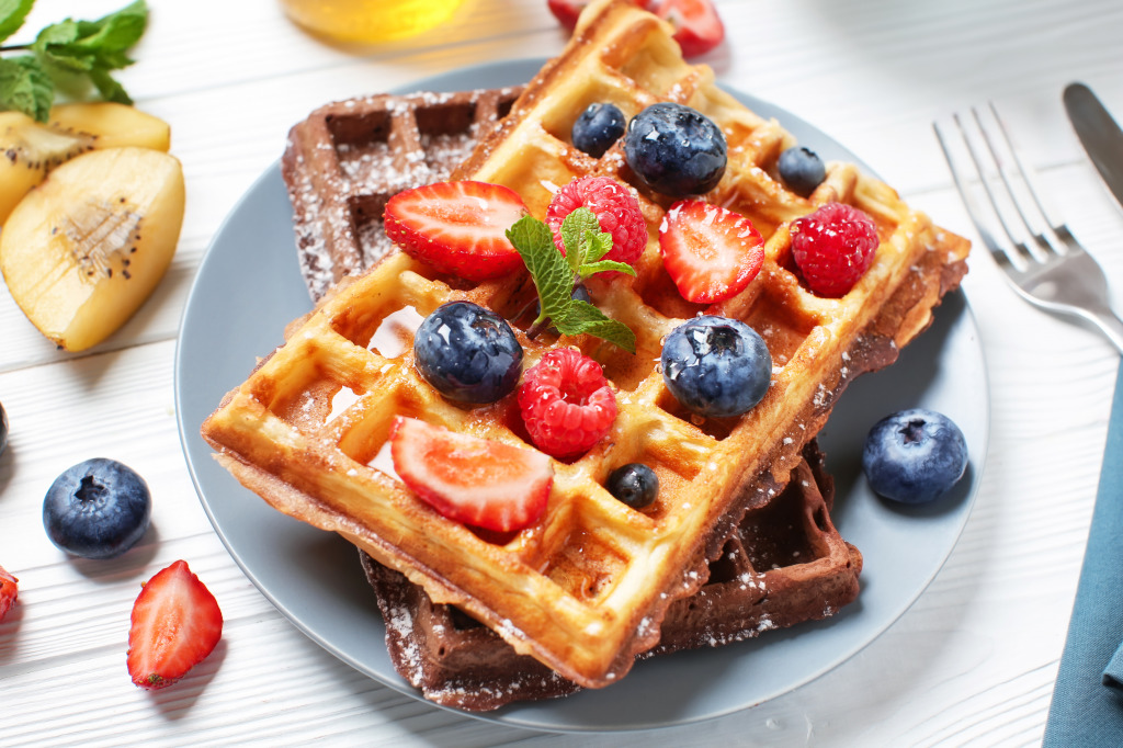 Delicious Waffles with Berries jigsaw puzzle in Food & Bakery puzzles on TheJigsawPuzzles.com